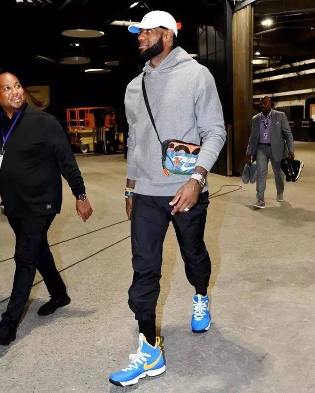 而是提醒 而是提醒